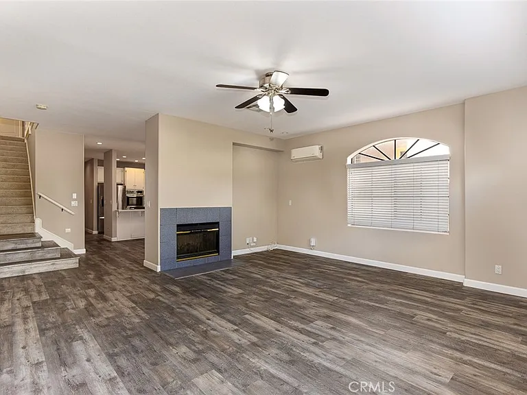 1403 W Santa Cruz St — Photo 9