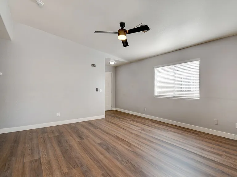 4009 Hidden Oasis Ct — Photo 2