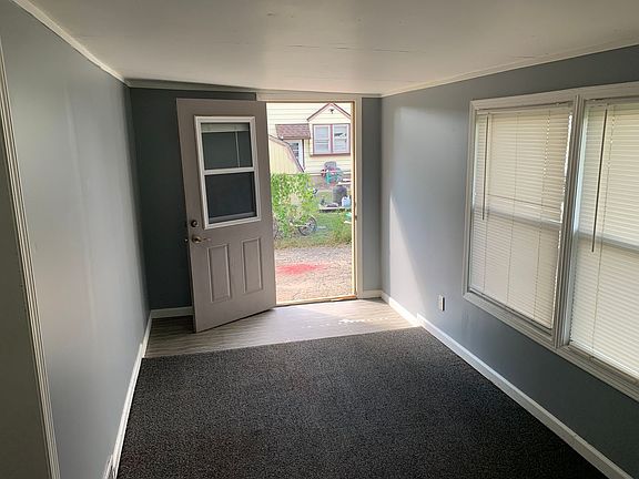 2nd image of 708 E Paris Ave