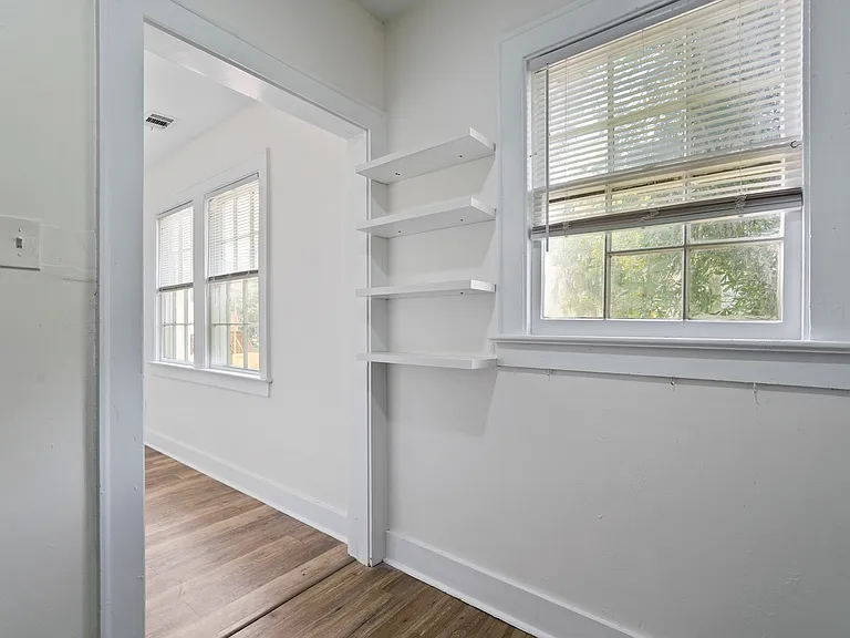 2409 Jefferson St #A — Photo 22