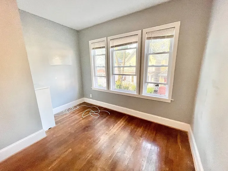 37 Hamilton St #2 — Photo 11