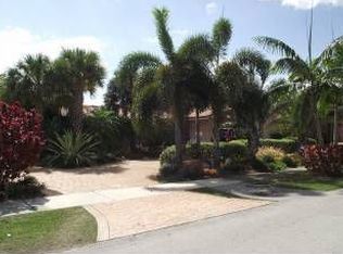 12230 SW 38th St, Miami, FL 33175