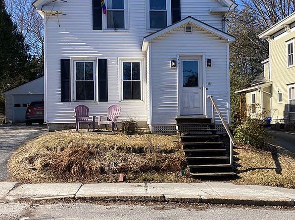 18 Ridge St