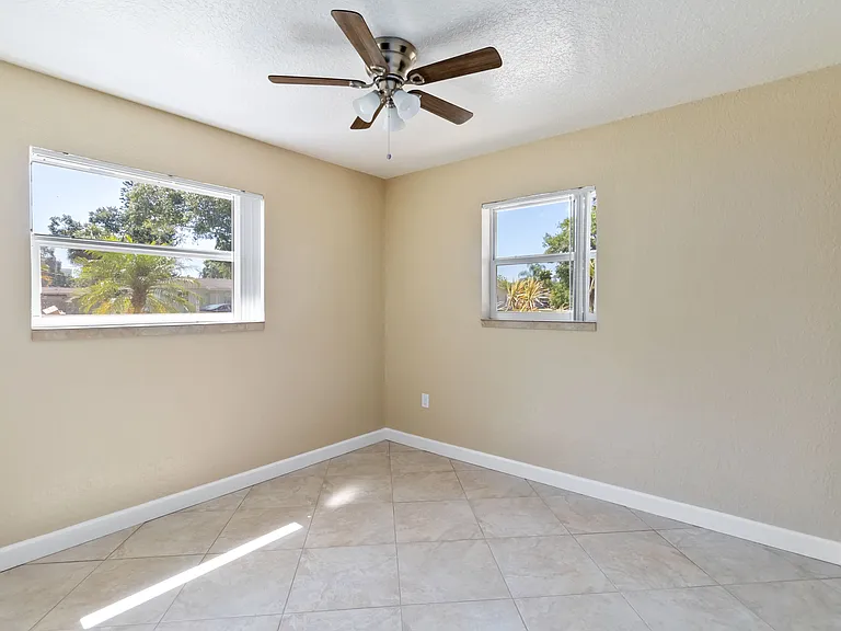 2908 Emory St — Photo 18