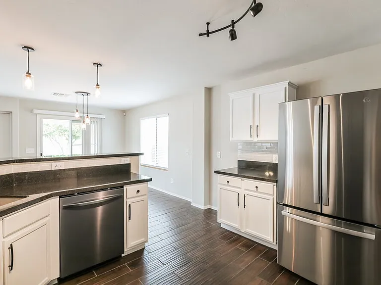 6907 S Goshawk Dr — Photo 8
