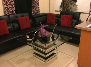 210 SE 9th St, Hallandale, FL 33009