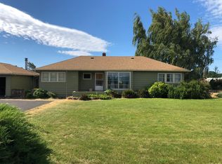 1155 Tucker Rd, Hood River, OR 97031