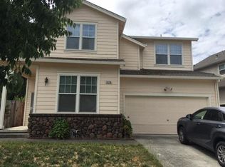 1410 Hughes Ave, Santa Rosa, CA 95407