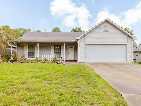 2702 Timbermist Dr, Benton, AR 72015