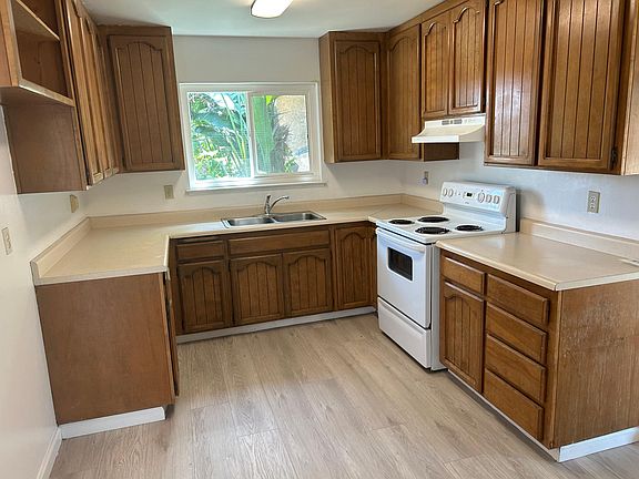 4th image of 3630 Olympia Cir