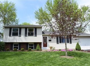 124 Lexington Farm Rd, Englewood, OH 45322