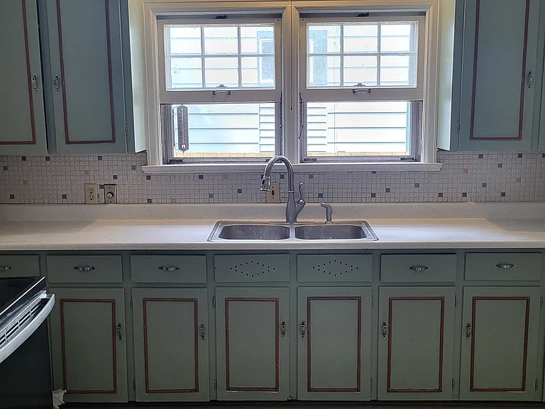 2805 Center Ave #A — Photo 8