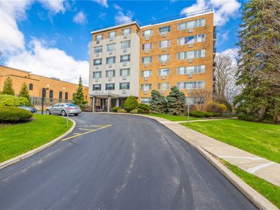 1000 East Ave APT 301, Rochester, NY, 14607