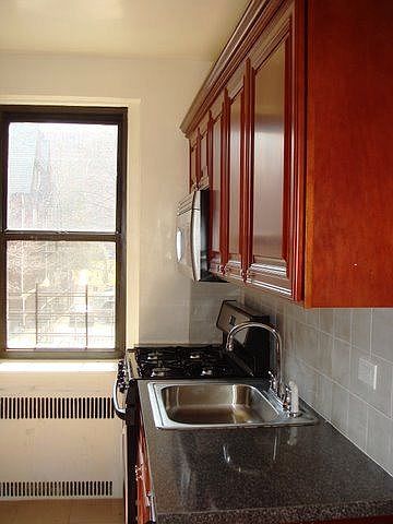 Apt. 2E