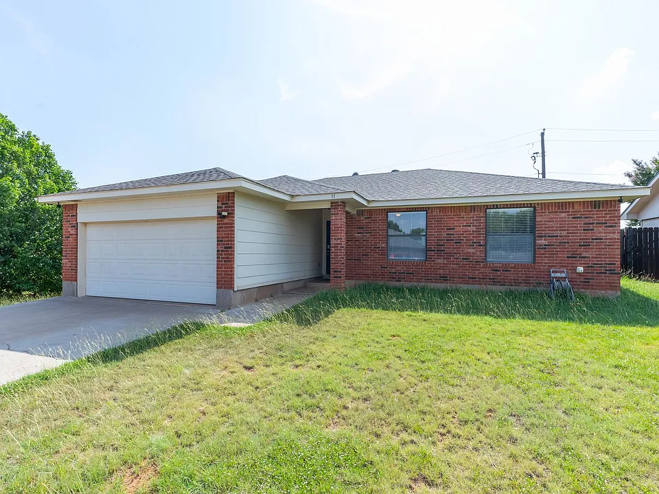 11 Woodcock Cir