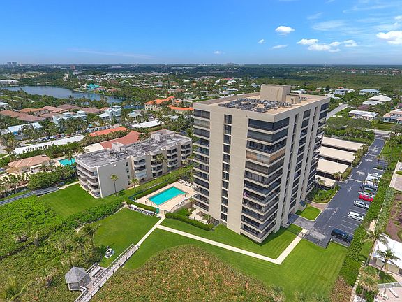 4th image of 450 Ocean Dr APT 1101