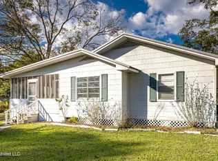14720 Parker Rd, Biloxi, MS 39532