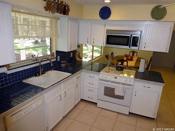 2nd image of 4230 NW 69th St