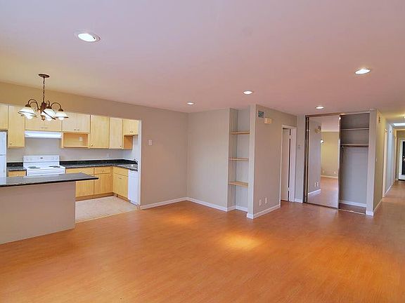 2nd image of 226 88th St APT 202