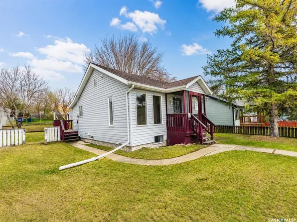 768 Caribou STREET W, Moose Jaw, SK S6H 2K9