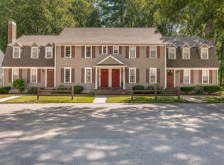 Williamsburg, North Chelmsford, MA 01863