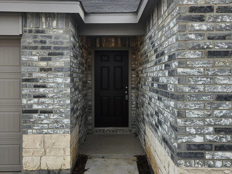4505 Greyberry Dr — Photo 34