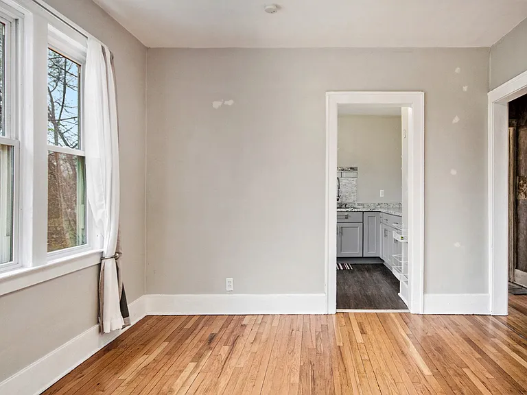 273 Manistique St #1 — Photo 11