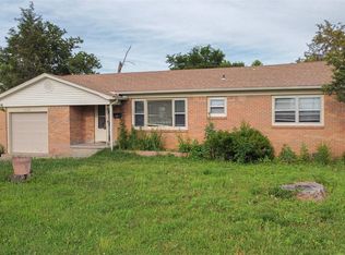 215 S 13th Pl, Rogers, AR 72758