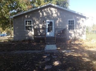 3120 Shelby Ave, Mattoon, IL
