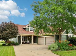 226 N Mallard Dr, Sun Prairie, WI 53590