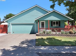 3220 Center St, Newberg, OR 97132