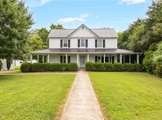 749 Morgan Rd, Eden, NC 27288