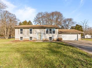 1791 Whychwood Dr, Akron, OH