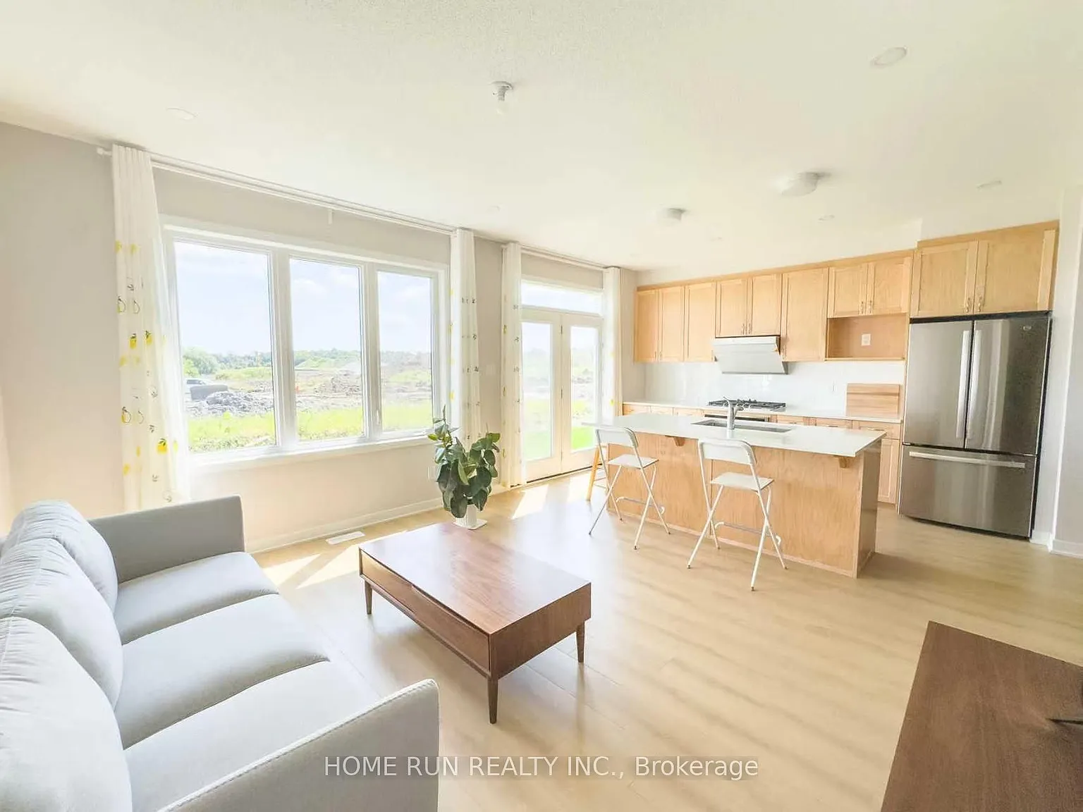 3 bed, $2,600 — Photo 3