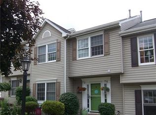 1204 Meadowbrook Dr, Canonsburg, PA