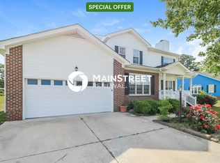 141 Windsor Dr, Angier, NC 27501