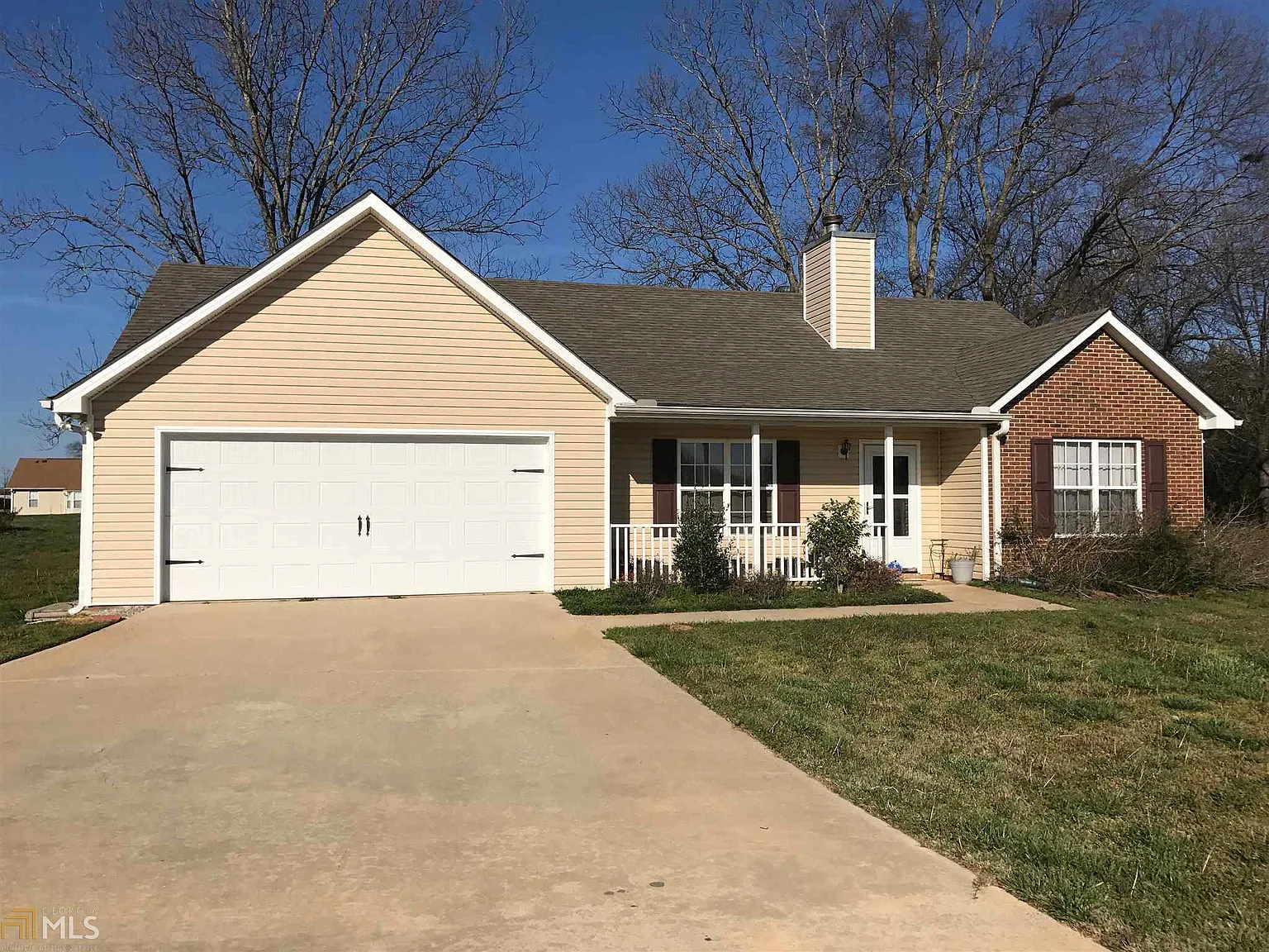 203 Corleys Dr photo 1