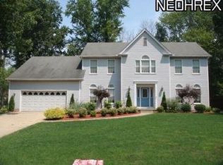 1786 Island Dr, Poland, OH