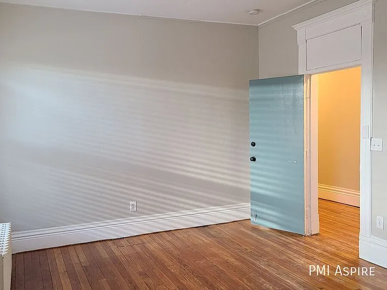 1331 Columbine St #2E — Photo 3