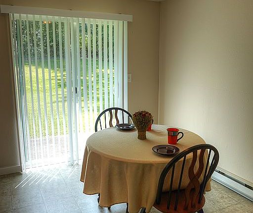 www.LamoureuxRealEstate.com