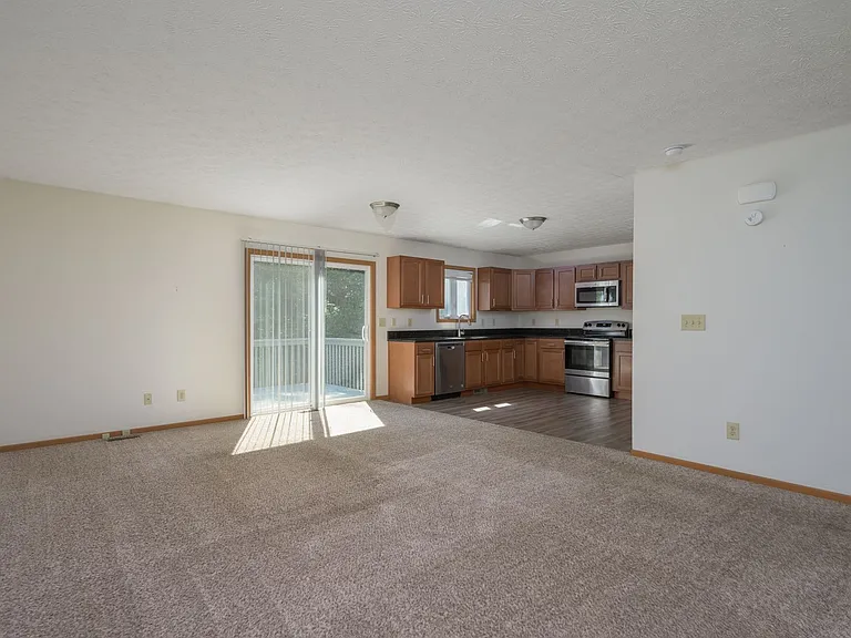 3919-3943 Long Dr — Photo 5