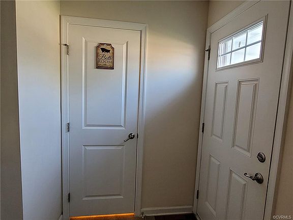 4th image of 5420 Mason Manor Dr