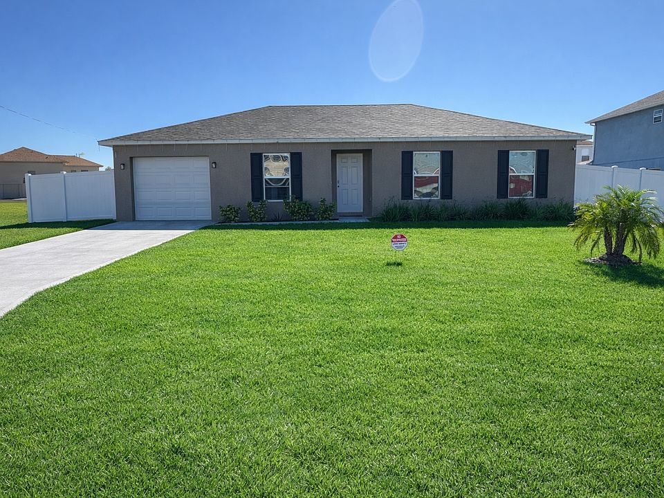 1st image of 245 Cimarron Dr