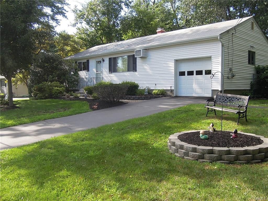 31 Olin Dr, Nanuet, NY 10954 Zillow