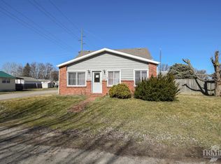 924 W 16th St, Muncie, IN 47302