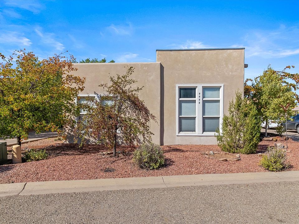 2nd image of 4444 Autumn Leaf Ln