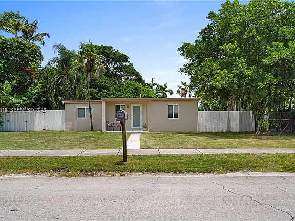 2nd image of 4641 SW 99th Ct