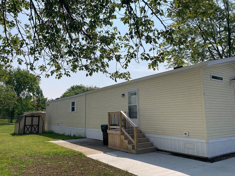 1st image of 2 Sharon Dr #264