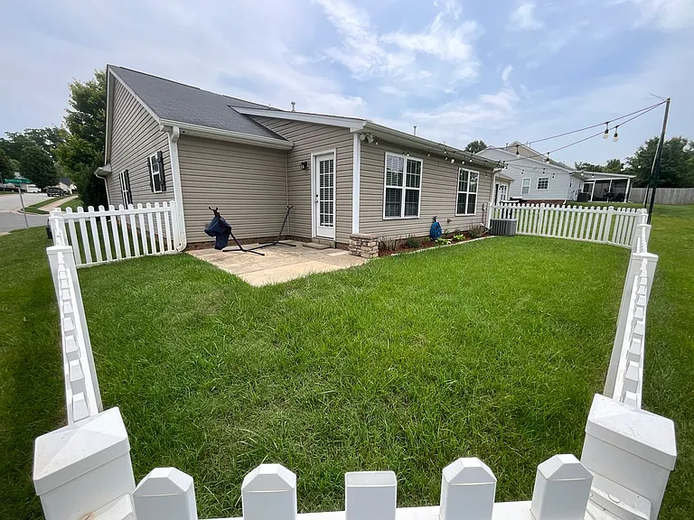 6143 Trotting Pl — Photo 3