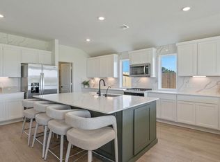 15111 Cibolo Ln, Mont Belvieu, TX 77523